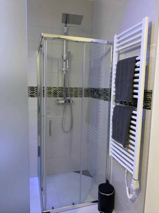Executive Double Room With En-Suite In Guest House City Centre R4 Luxembourg Exterior photo